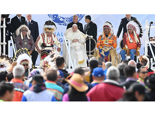 Popiežius Kanados čiabuviams: atsiprašau už visa, ką blogo jums padarė Bažnyčios nariai
